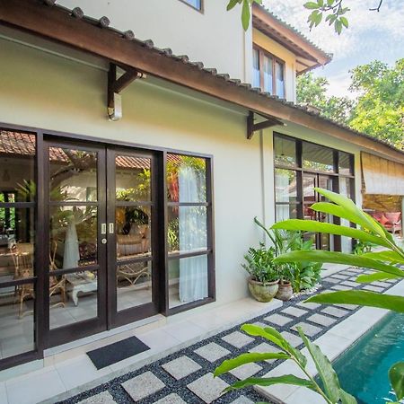 Kembali Lagi Guest House Санур Экстерьер фото