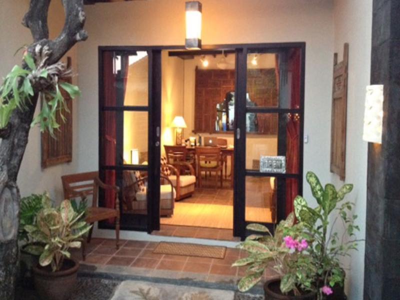 Kembali Lagi Guest House Санур Экстерьер фото